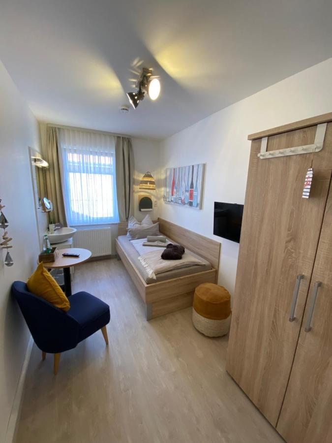 Budget Single Room,1157073546:JPEG